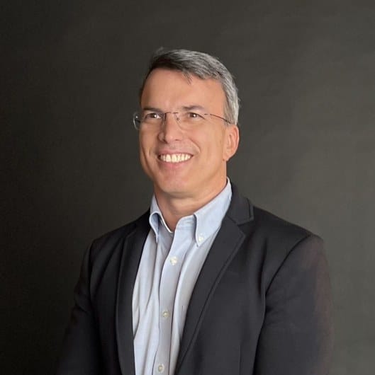 Dr. Rogério Cotrim Martino — médico pneumologista, curador do curso